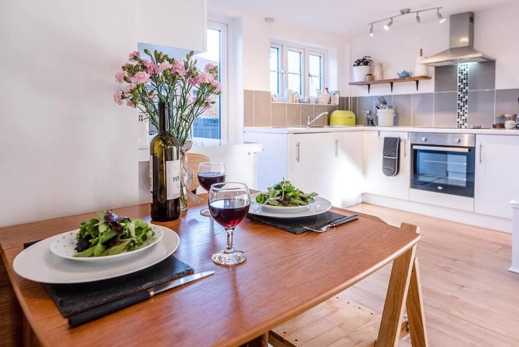 Button Cottage, Wickham Market Экстерьер фото