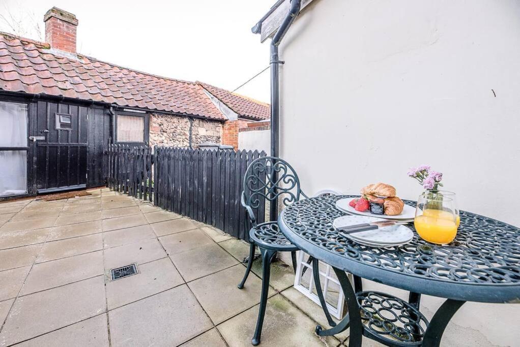 Button Cottage, Wickham Market Экстерьер фото