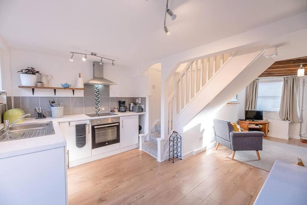 Button Cottage, Wickham Market Экстерьер фото